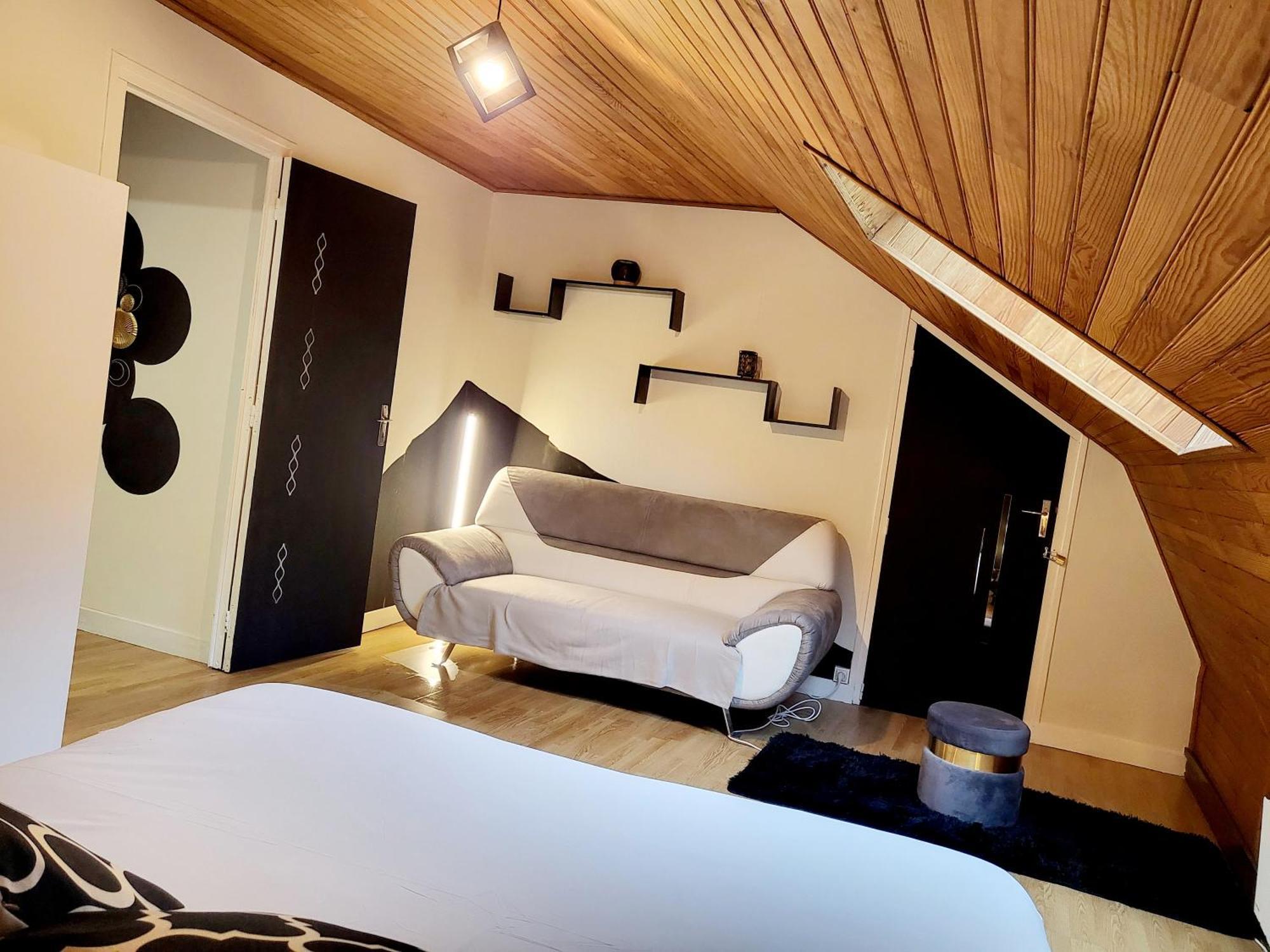 Appartement Le Cocon Dore Murat  Exteriör bild